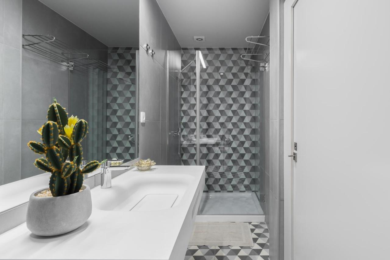 Ferienwohnung Charming Luxurious Flat With Garage By Host Wise Porto Exterior foto