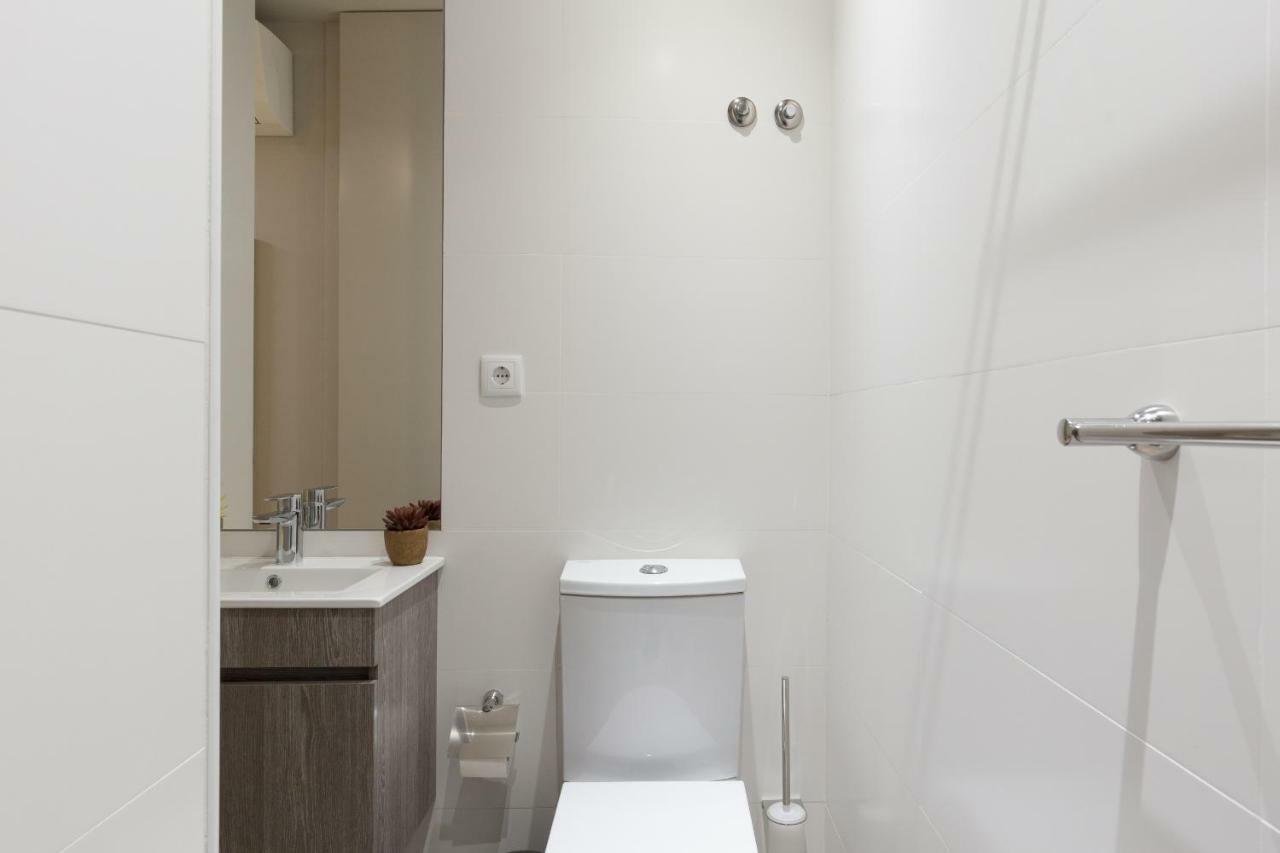 Ferienwohnung Charming Luxurious Flat With Garage By Host Wise Porto Exterior foto